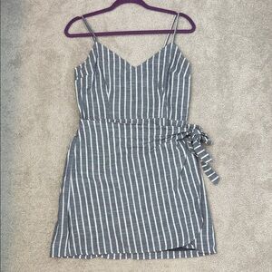 Ambercrombie & Fitch L mini dress